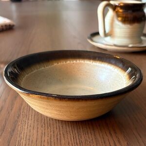 BEAUCEWARE - MCM Vintage Two-Tone Ceramic Cereal/Soup Bowl